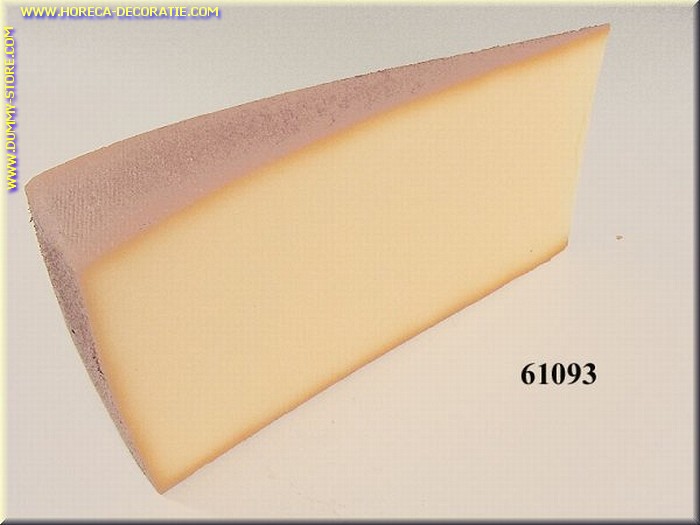 Raclette Käse Stück (mit Rinde ) - Attrappe